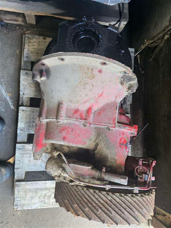 Isuzu C Series CXH450 - Front Diff Head