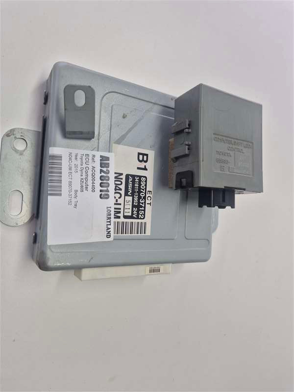 Toyota Dyna XZU605 XZC605 - ECU