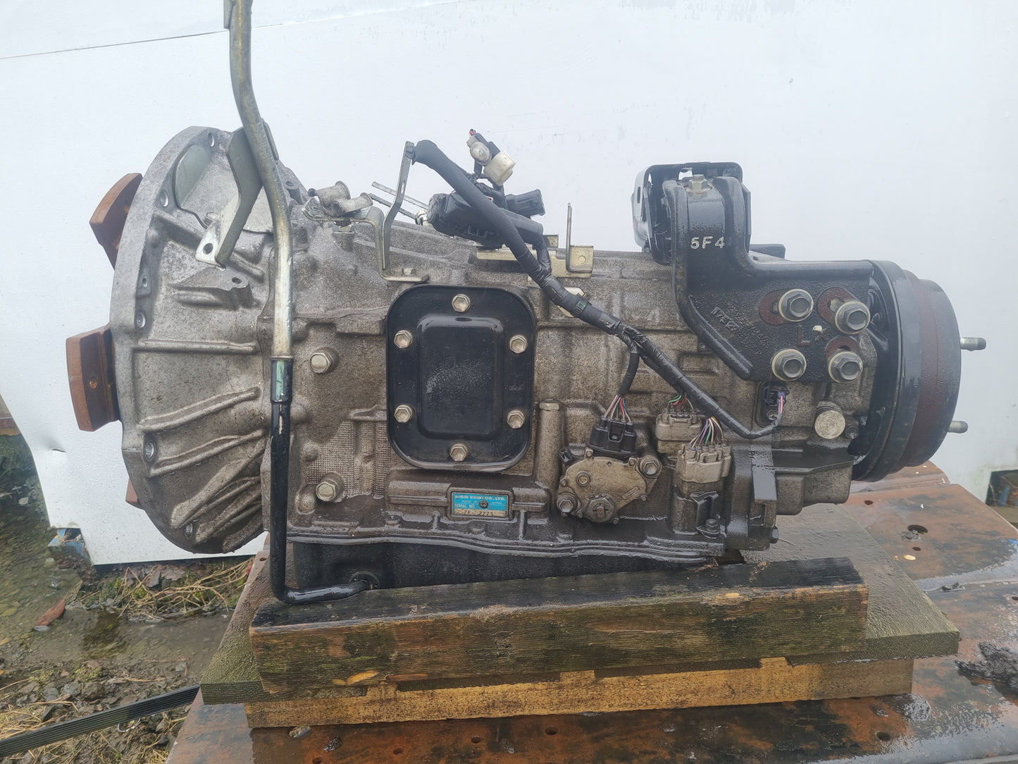Toyota Dyna XZU605 XZU605-0017701 - Automatic Transmission PN: A860e