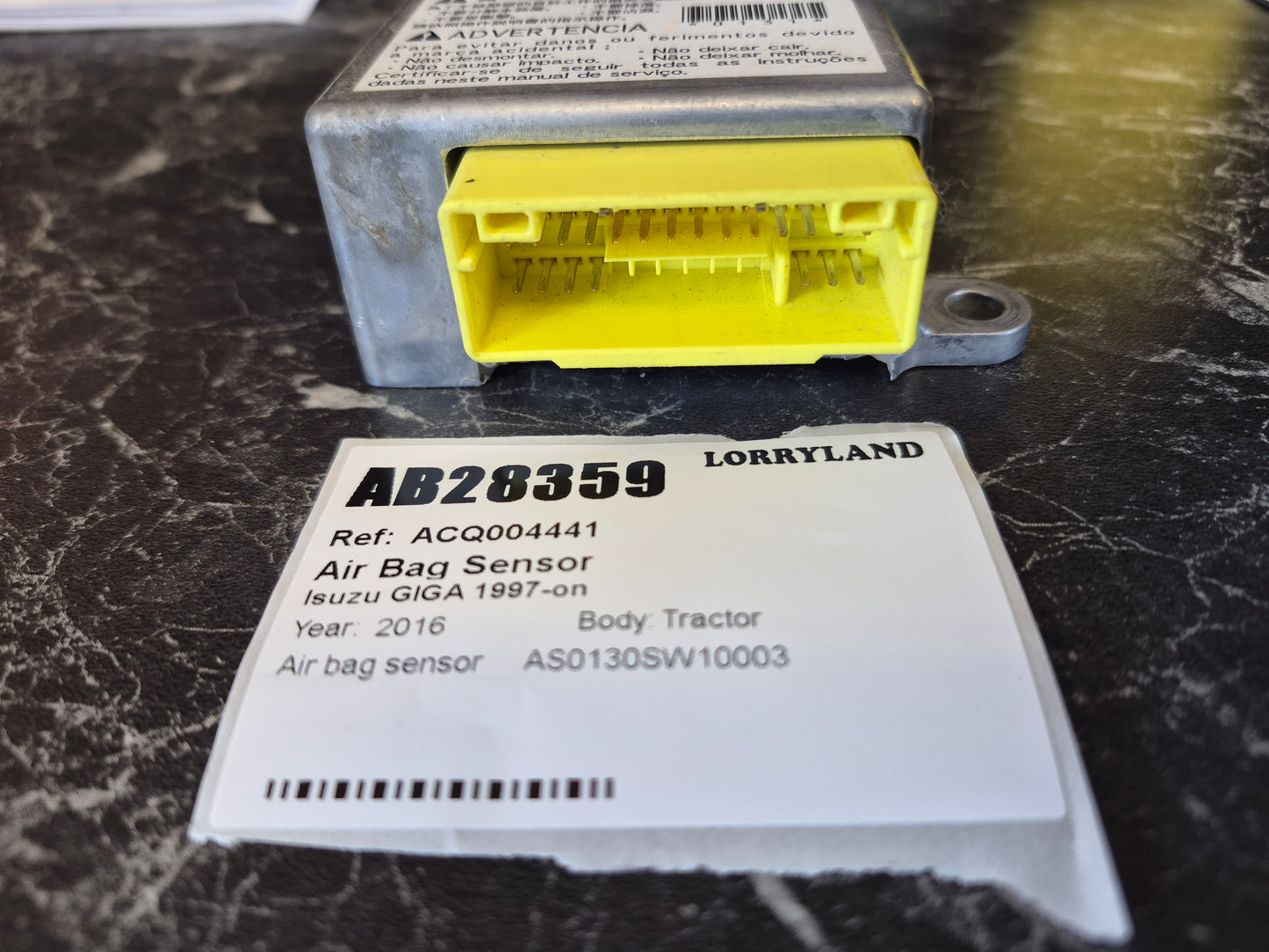 Isuzu Giga 1997-on CYZ400 - Airbag Sensor
