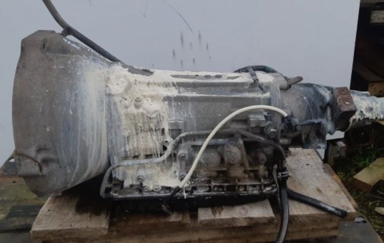 Nissan Atlas F23 rf4f23-026605 - Automatic Transmission PN: acq 0001905 re401a
