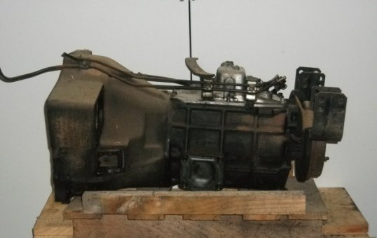 Ford Trader WE SLDFBK 77139 - Manual Gearbox PN: 1335