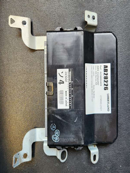 Hino 300 Series XZU424R-HKFTW03 - ABS Computer PN: 079500-2321