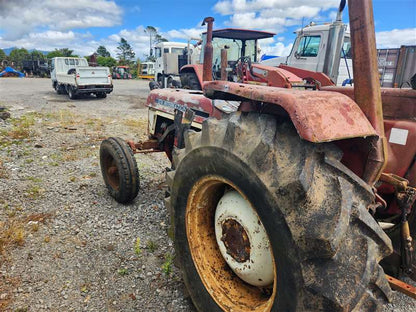 International Tractor 454