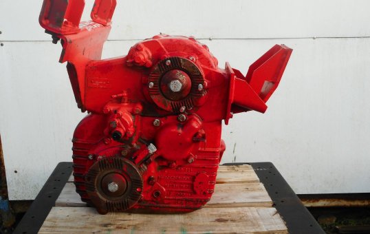 Mercedes-Benz 1000 Series 1828 "                     " - Manual Transfer Case PN: 3518