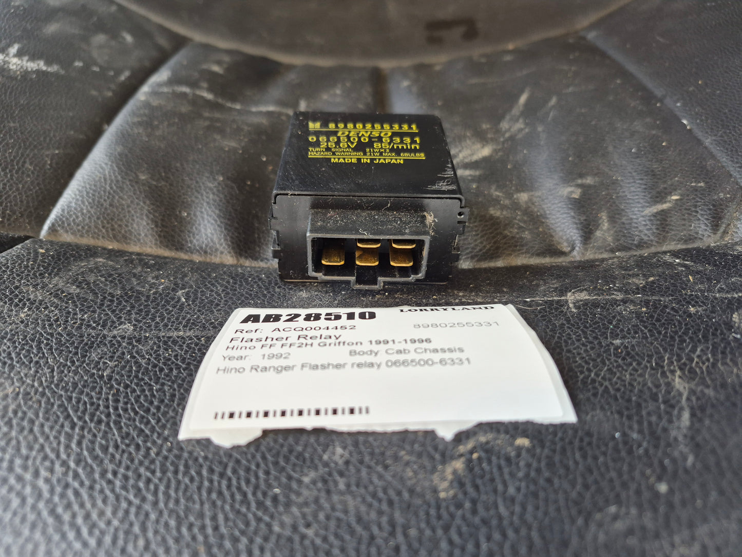 Hino 500 Series FF FF3HMA-10172 - Flasher Relay PN: 8980255331