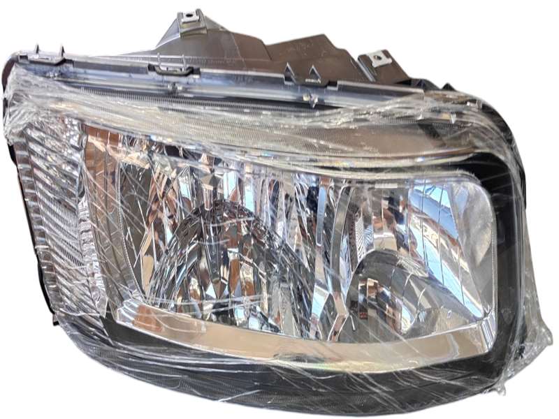 2008 Mitsubishi Fuso Fighter All Series - Right Headlight PN: MB0762R