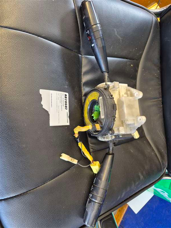 Hino 500 Series FC FC7JKY-11061 - Combination Switch