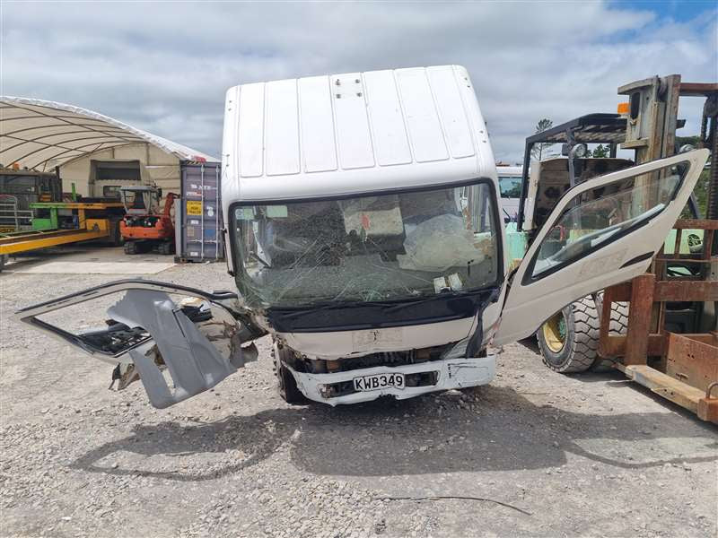 2003 Mitsubishi Canter FE70B FE71CB