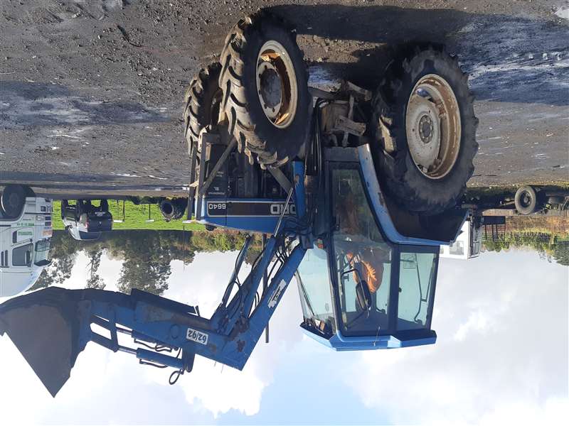 Ford Tractor 6640