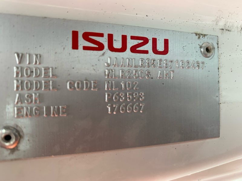 2012 Isuzu N-Series NLR NLR85