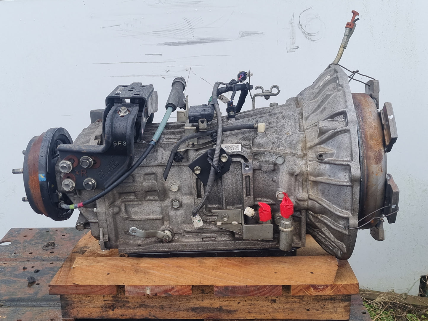 Toyota Dyna XZU605 XZC605 - Automatic Transmission PN: a860e no speedo drive