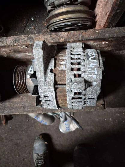 Isuzu N-Series NKR nkr85-7008451 - Alternator