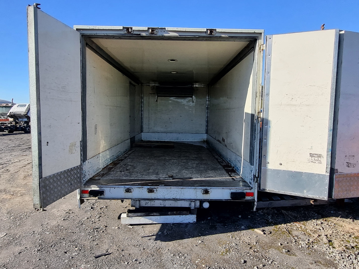 Hino 500 Series GT GT3HHKA - Box Body PN: chiller box