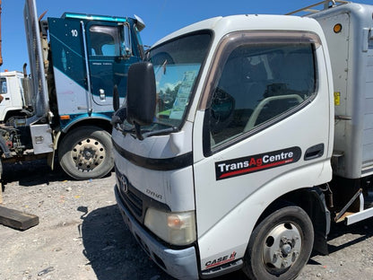 2007 Toyota Dyna 2001-2011 XZU304