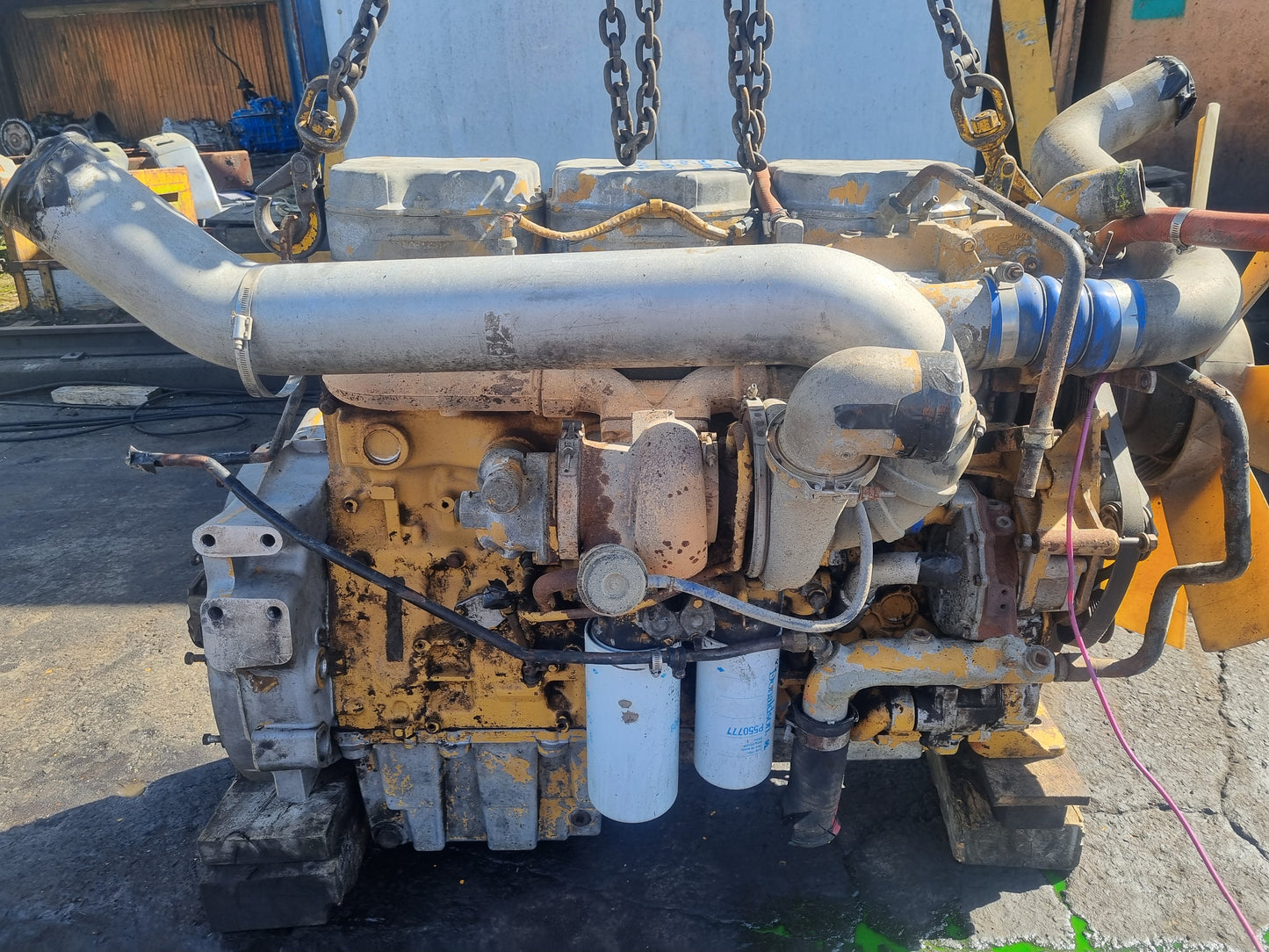 Freightliner Argosy All ARGOSY 8X4 - Engine PN: c12 430 hp