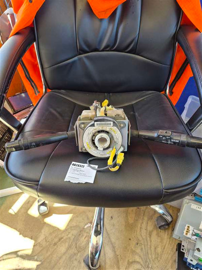 Isuzu Giga 1997-on CYZ400 - Combination Switch