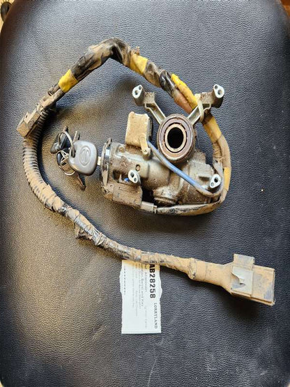 Hino Dutro All Series 2000-2011 ZXU344-1003536 - Ignition Barrel and Key PN: Ignition barrel