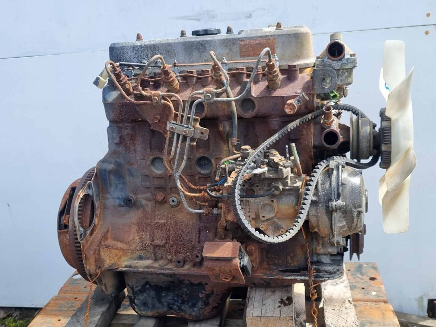 Daihatsu Delta 1985-1999 V57 - Engine PN: dl daihatsu