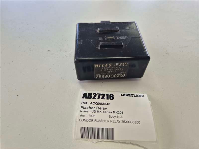 Nissan Condor MK xxxxxxxx - Flasher Relay