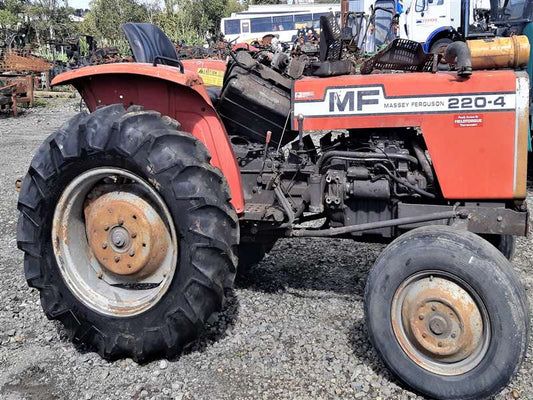 1985 Massey Ferguson Tractor 220-4