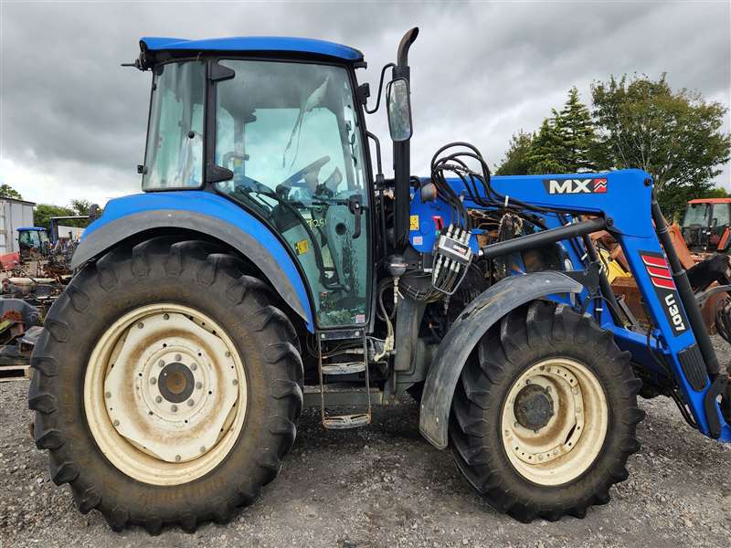 2014 New Holland Tractor T4.115