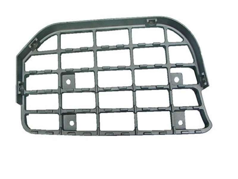 Nissan UD MK Series MK210 - RH Step Plate PN: NS0637R