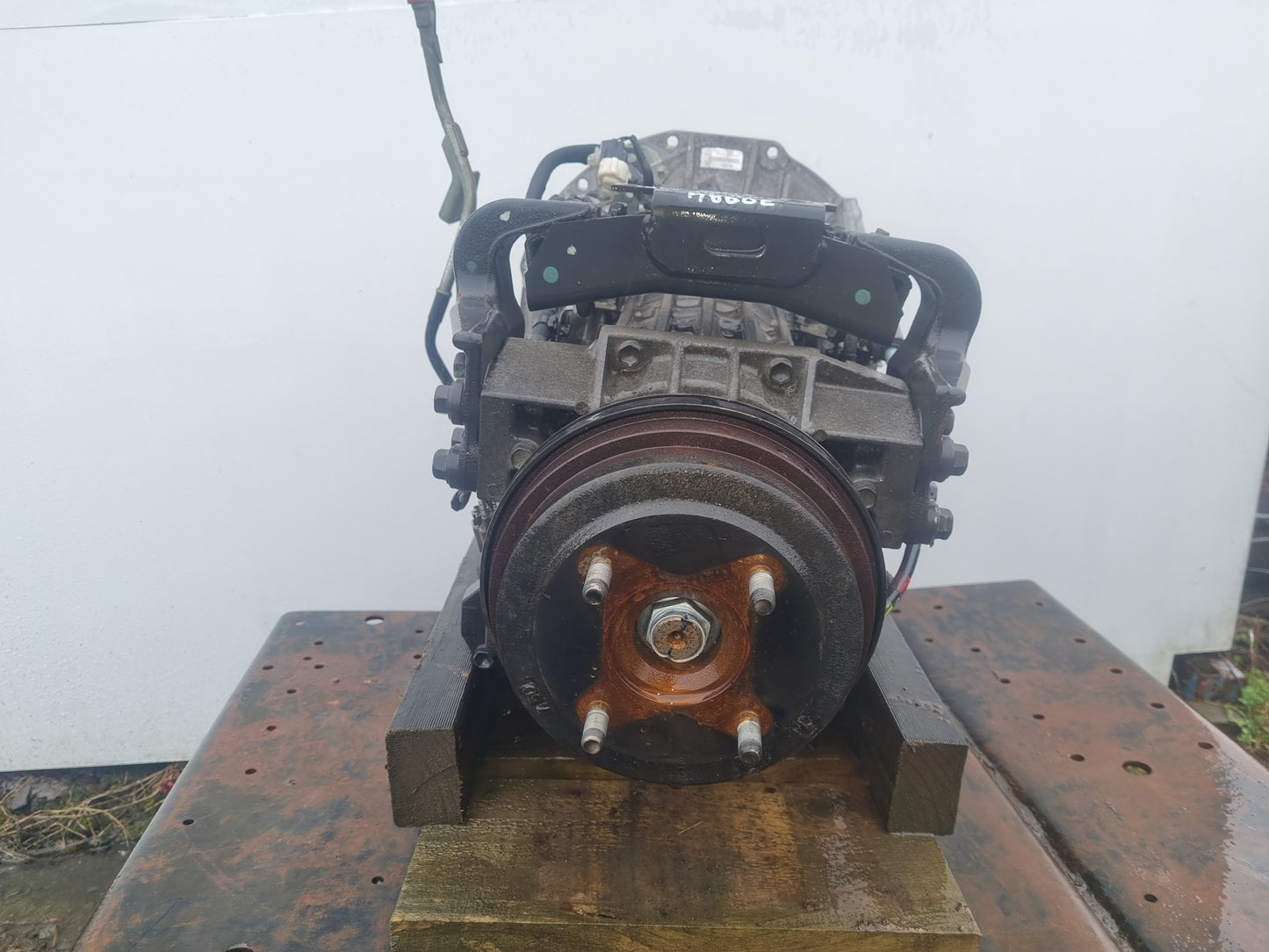 Toyota Dyna XZU605 XZU605-0017701 - Automatic Transmission PN: A860e