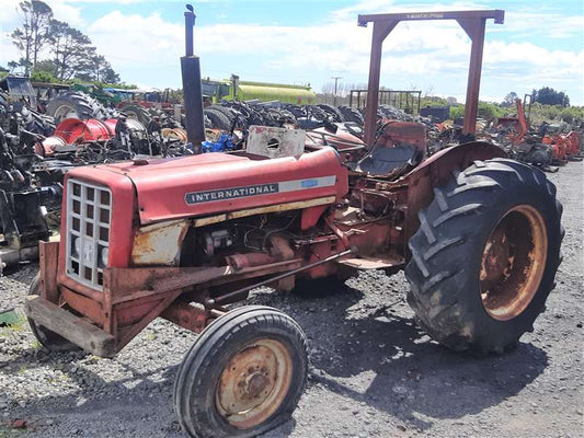 International Tractor 444