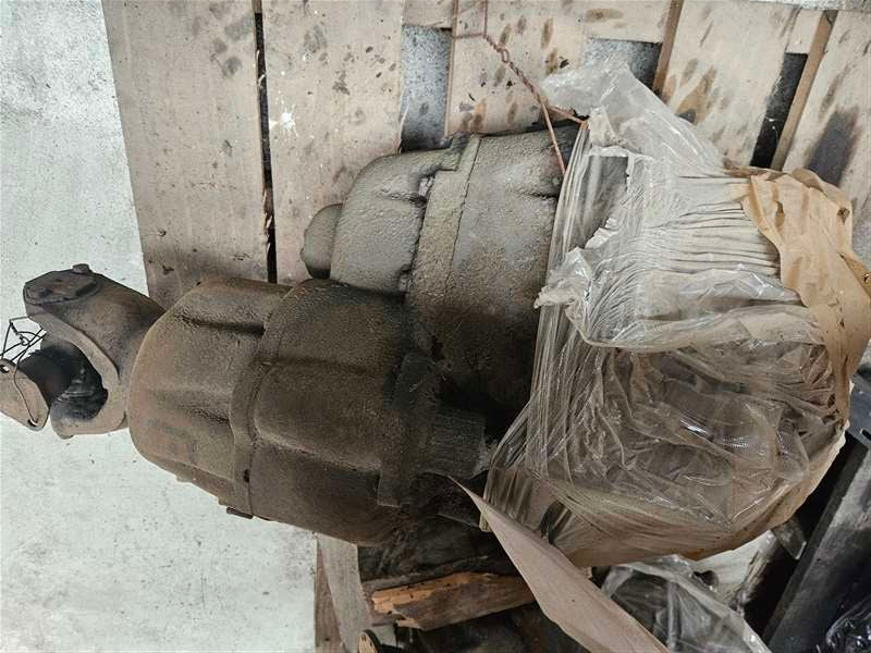 Isuzu N-Series NHR NHR55C-5539369 - Front Diff Head  PN: 2591
