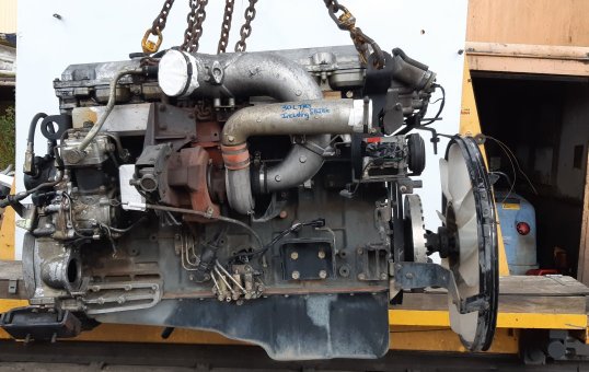 Mitsubishi Fuso Super Great FS fs430 s2 - Engine PN: 2867 6m70 oat4