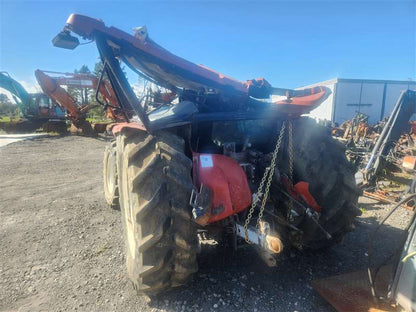 1998 New Holland Tractor L85...