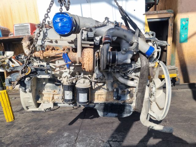Isuzu Giga 1997-on CYZ400 - Engine
