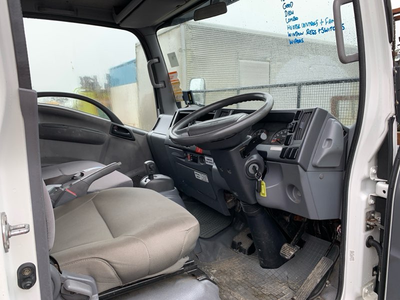 2012 Isuzu N-Series NLR NLR85