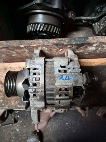 Isuzu N-Series NMR MNR85 - Alternator