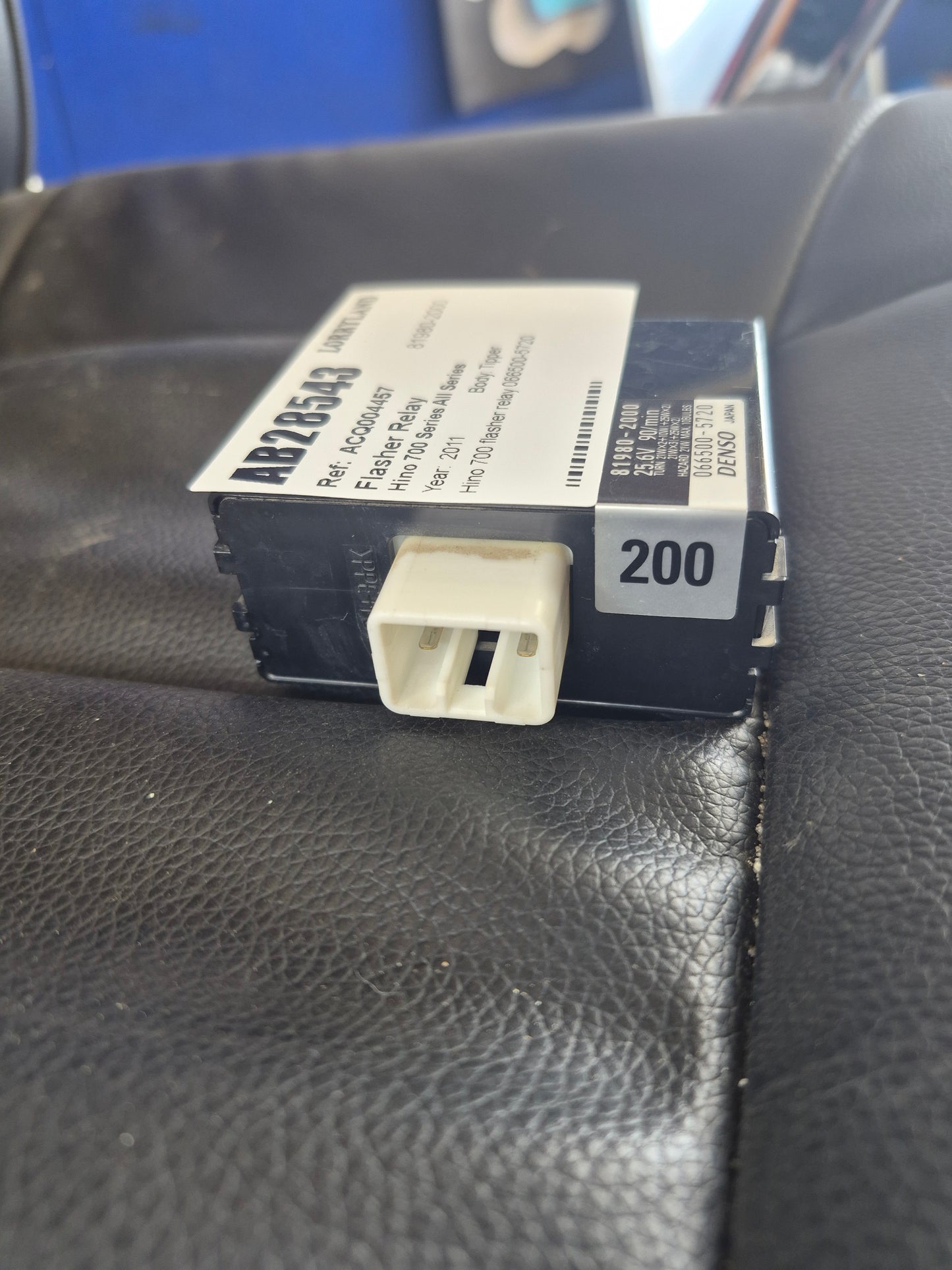 Hino 700 Series All Series FS1E SEE VIN - Flasher Relay PN: 81980-2000