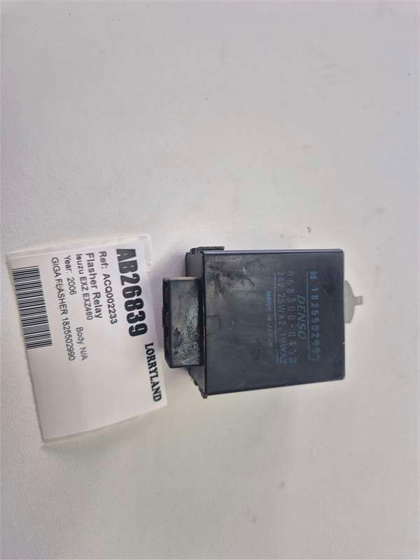 Isuzu Giga EXZ exz - Flasher Relay