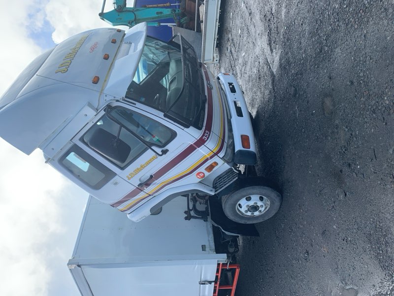 2002 Nissan Condor MK MK235