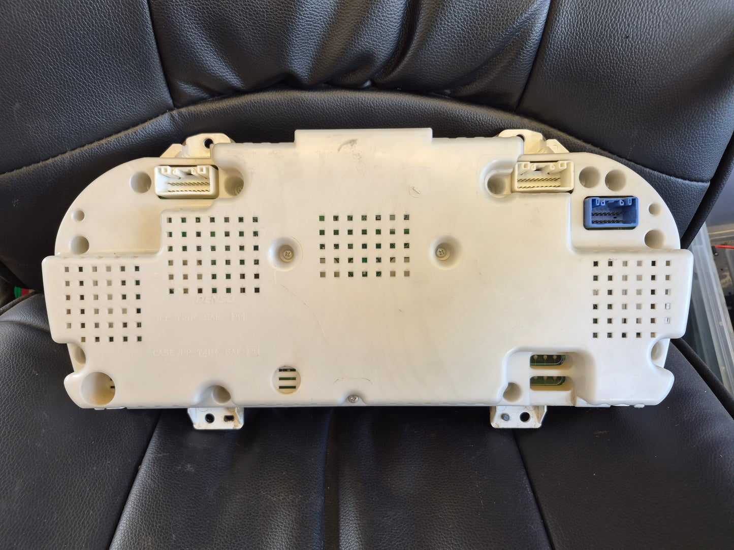 Hino 700 Series All Series FS1E SEE VIN - Instrument Cluster