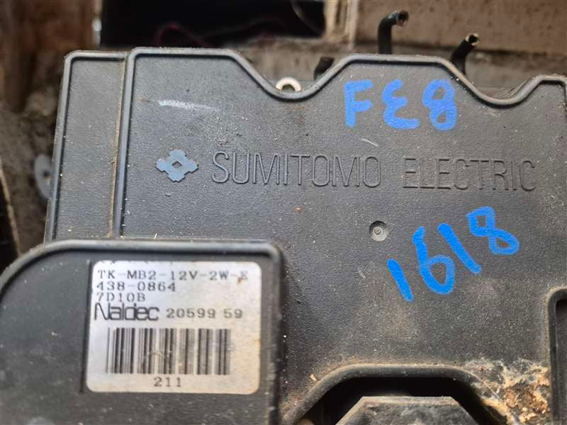 Mitsubishi Canter FE83P 4.5T 02/2005-11/2007 JLFFE83PEOKJ01466 - ABS Brake Unit