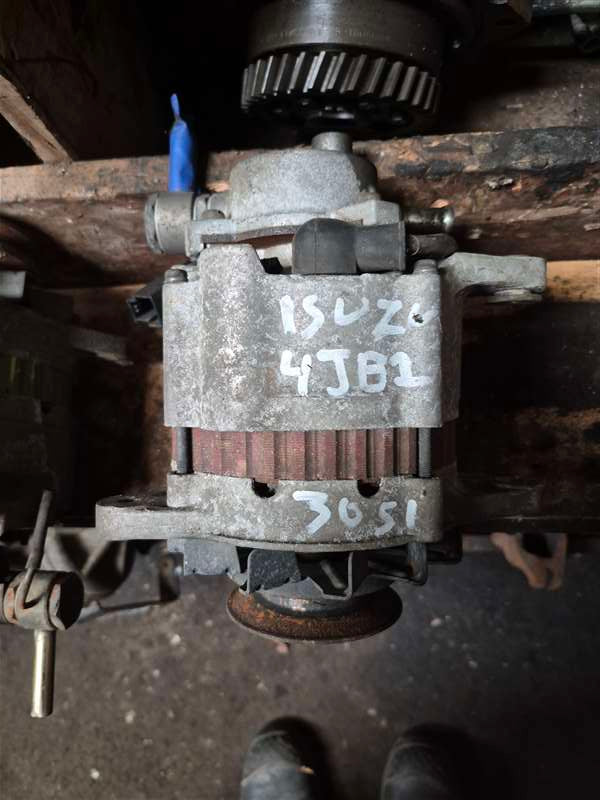 Isuzu N-Series NKR nkr150c - Alternator