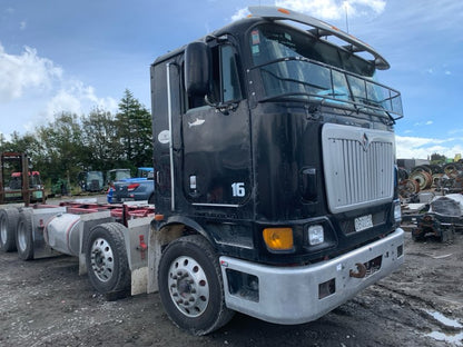 2005 International All Models 9800 EAGLE 9800