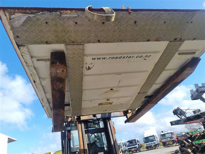 Hino FW FW1 fw1fwc-10177 - Tail Lifter PN: acq0002046