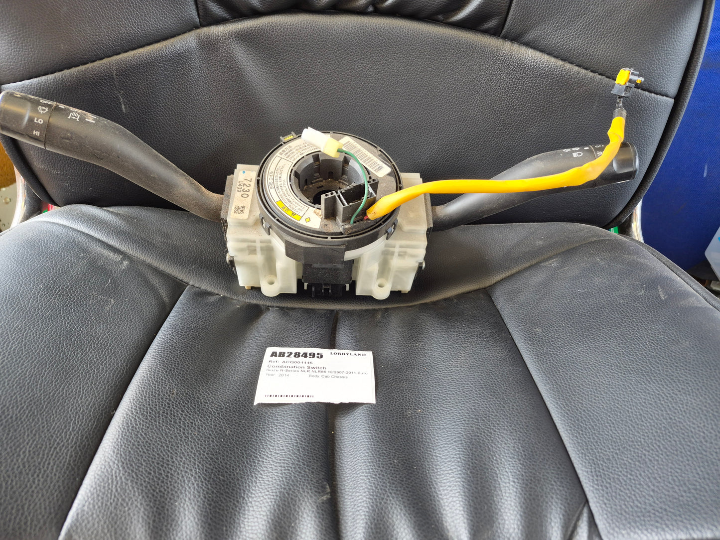 Isuzu N-Series NLR NLR85-7016677 - Combination Switch