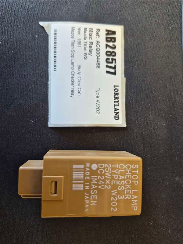 Mazda Titan WG wgl4t-121826 - Misc Relay PN: Type W202