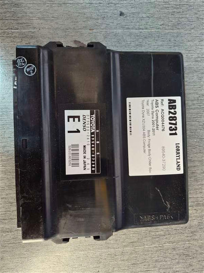 Toyota Dyna 2001-2011 XZU304 - ABS Computer PN: 89540-37290