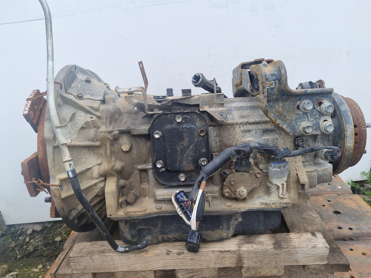 Toyota Dyna XZU308 XZU308-1007437 - Automatic Transmission PN: a860e