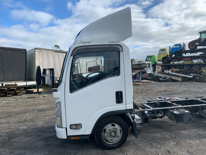 2008 Isuzu N-Series NLR NLR85