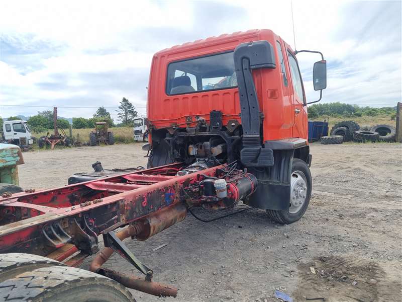2003 Mitsubishi Fuso Fighter FM 557 FK 617