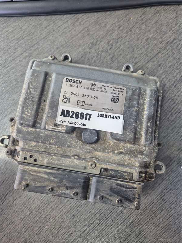 Nissan Atlas F24 tzf24-015354 - Transmission Control Module